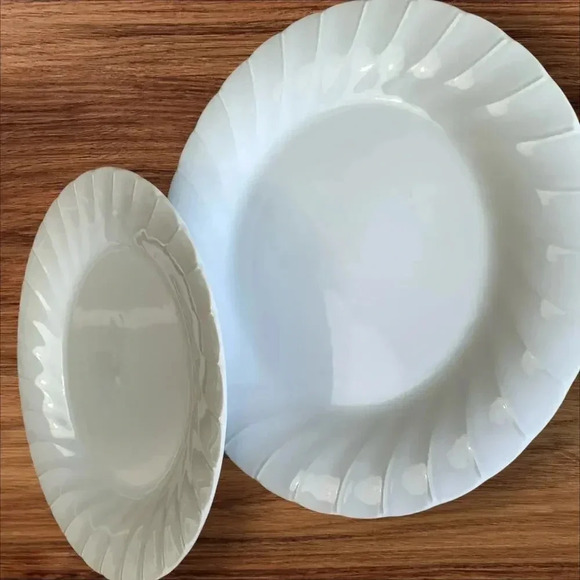 Sheffield Vintage Bone White Porcelain Fine China Dinner Plate 2 Pieces 10.25" - Picture 4 of 8